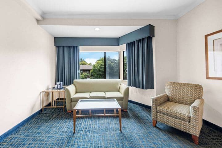 Room 11 of 59