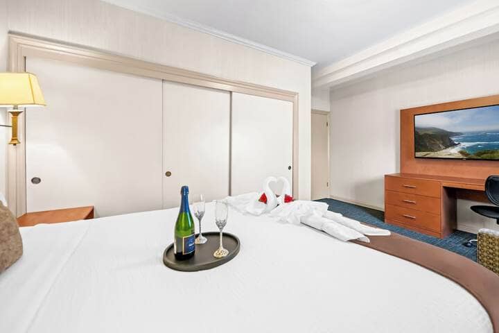 Room 30 of 59