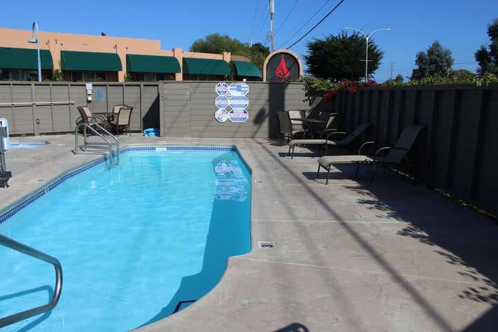 Pool 43 of 59