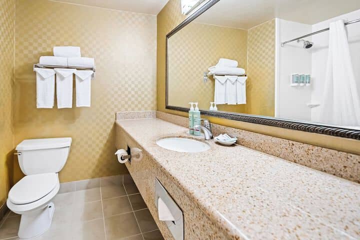Room 40 of 59